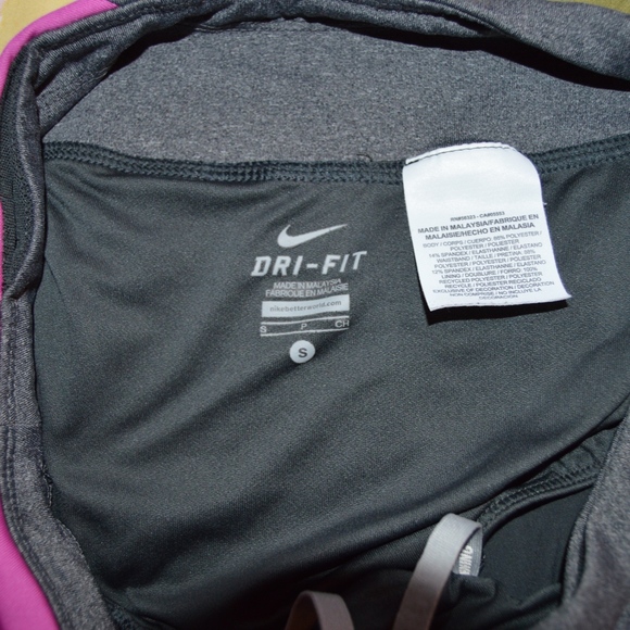 Nike Running Shorts - S - Picture 3 of 3